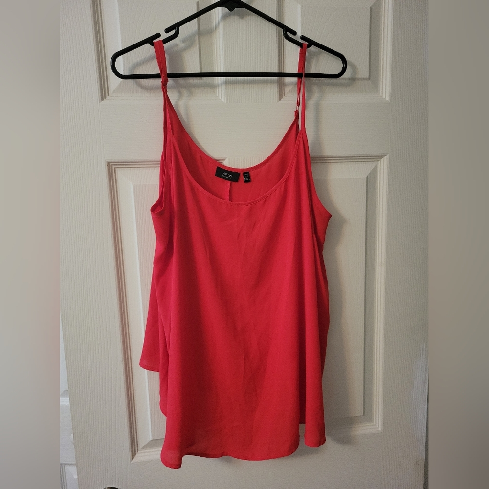 Apt 9 Pre-owned 2x tank